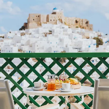 Отель Andromeda