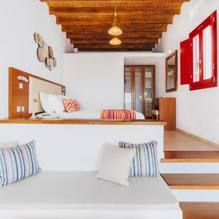 Отель Andromeda